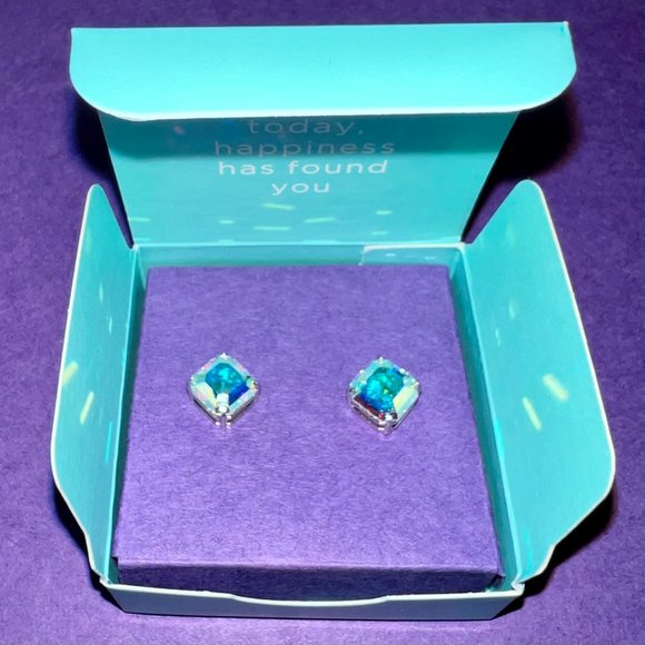 Imperial AB Crystal Studs by Origami Owl NIB - Picture 5 of 8